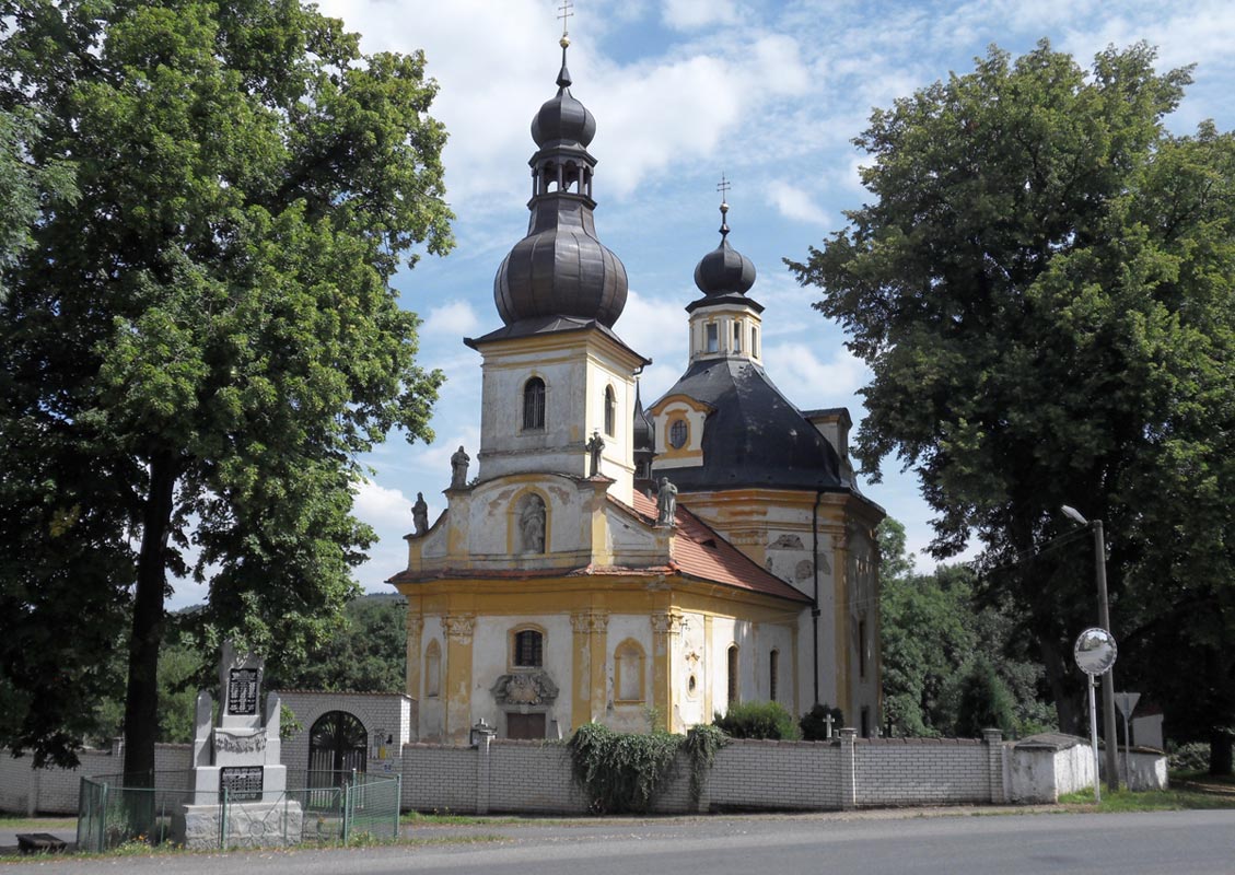 Kostel Nove Mitrovice 01