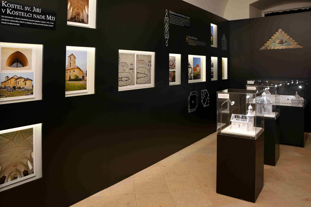 santiniho-expozice-marianska-tynice01